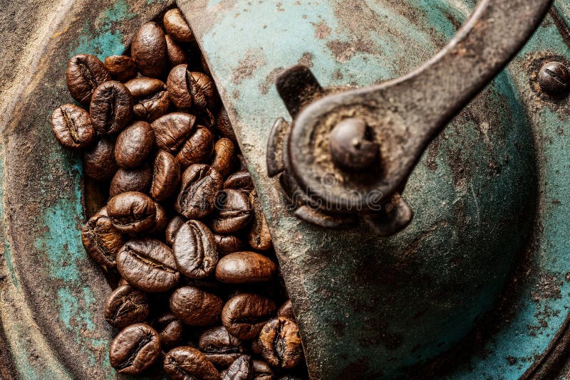 Kaffeantikvitetmolar royaltyfri bild Kaffeantikvitetmolar royaltyfri bild