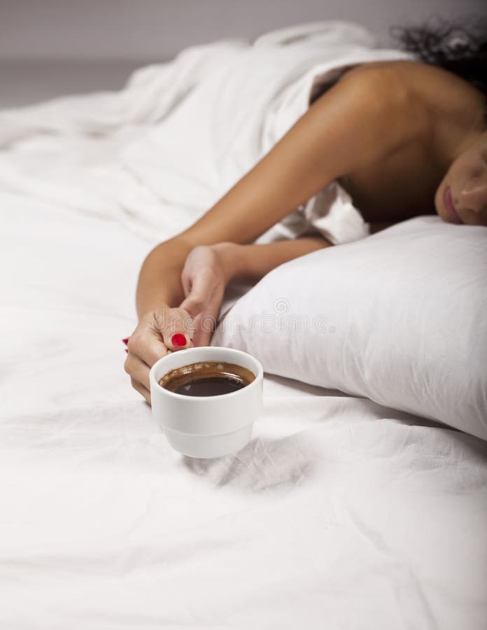 Bildergebnis für kAFFEE IM bETT