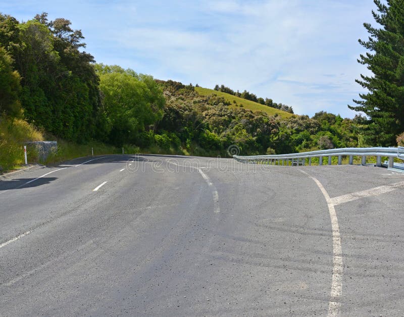 Kaikoura Earthquake Damage has been fully repaired at the top of the Hunderlee Hills one year, one month. Kaikoura Earthquake Damage has been fully repaired at the top of the Hunderlee Hills one year, one month