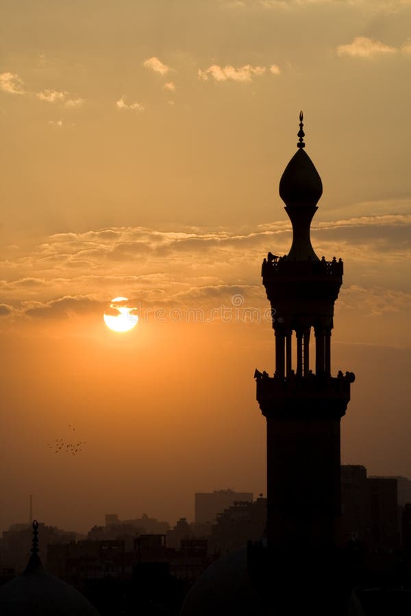 Kairo-Moschee-Minarett an der Dämmerung