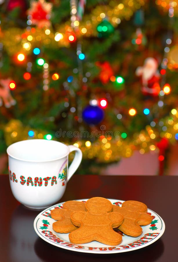 kakor mjölkar santa royaltyfria bilder kakor mjölkar santa royaltyfria bilder