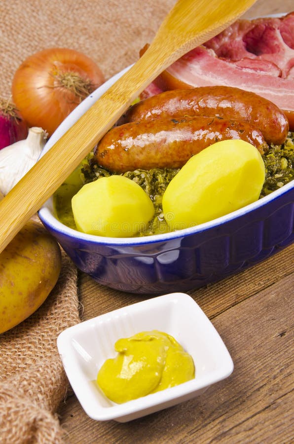 Kale From Oldenburg Stock Image. Image Of Orange, Green - 22311429