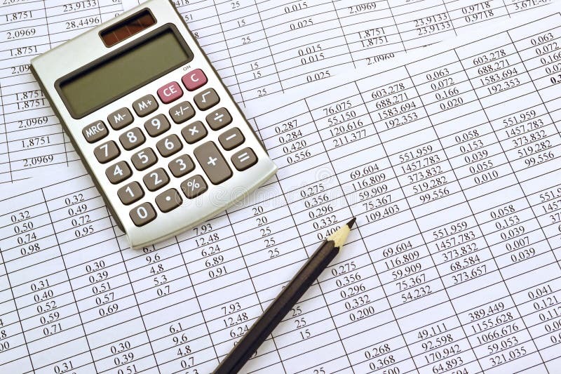 Kalkulator z liczbami obraz stock. Obraz złożonej z arkusz 65188321