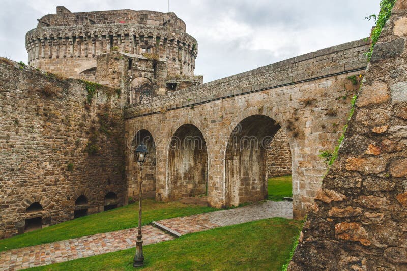 Kamienne ściany średniowieczni ramparts obrazy stock Kamienne ściany średniowieczni ramparts obrazy stock