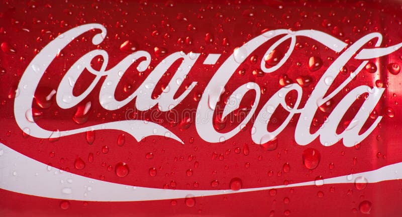 Kan cocaen - våt cola royaltyfri bild