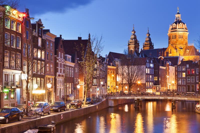 Kanaal in Amsterdam, 's nachts Nederland