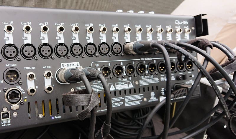 Kanal-Audiomischer des Fachmannes 16 stockfotos Kanal-Audiomischer des Fachmannes 16 stockfotos