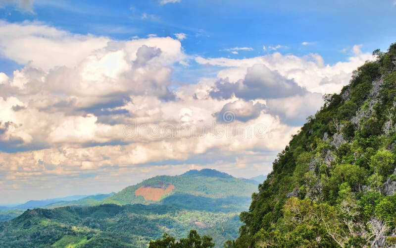 KANTAUAN LOKSADO,,MONTAINT OF KALIMANTAN INDONESIA