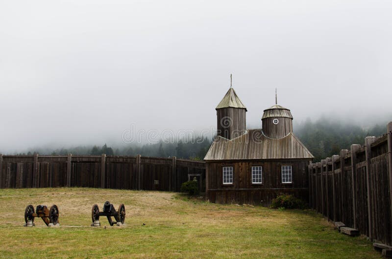 Kapell vid Fort Ross i Sonoma County arkivbild