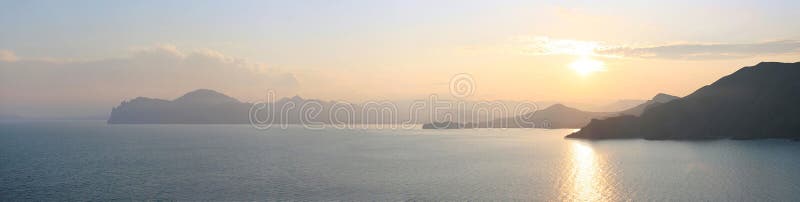 karadag βουνό στοκ φωτογραφία με δικαίωμα ελεύθερης χρήσης karadag βουνό στοκ φωτογραφία με δικαίωμα ελεύθερης χρήσης