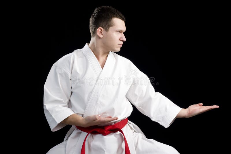 Karate αντίθεσης νέος μαχητής στο Μαύρο στοκ φωτογραφίες με δικαίωμα ελεύθερης χρήσης