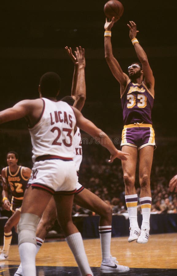 33 KAREEM ABDUL-JABBAR Los Angeles Lakers NBA Center White Throwback Jersey