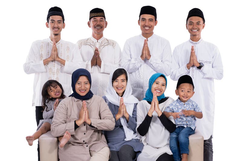 Kareem muçulmano asiático de Mubarak ramadan do eid da família foto de stock Kareem muçulmano asiático de Mubarak ramadan do eid da família foto de stock