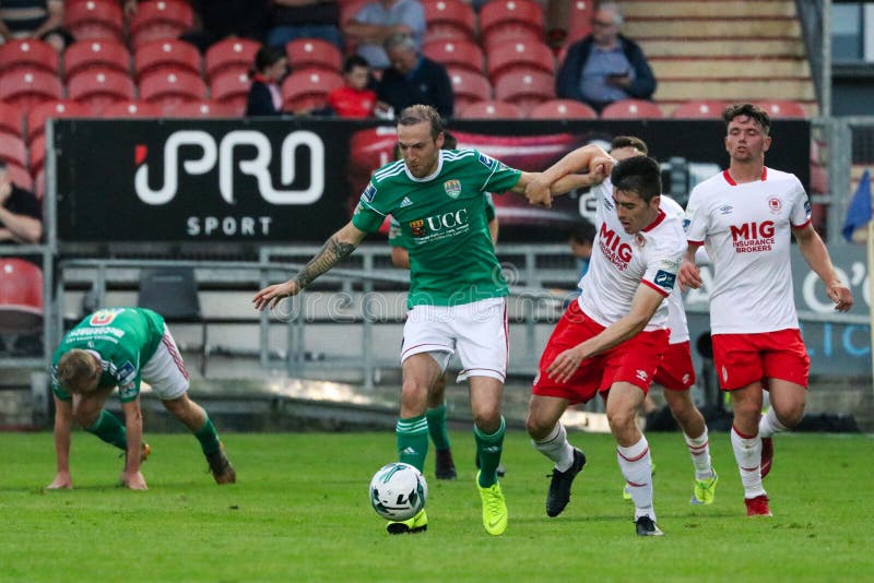 Karl Sheppard at League of Ireland Premier Division match between Cork City FC vs St Patricks Athletic FC royalty free stock image Karl Sheppard at League of Ireland Premier Division match between Cork City FC vs St Patricks Athletic FC royalty free stock image