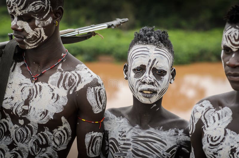 Mursi Stick Fight Donga in South Omo, Ethiopia Editorial Photography -  Image of south, ceremony: 30684777