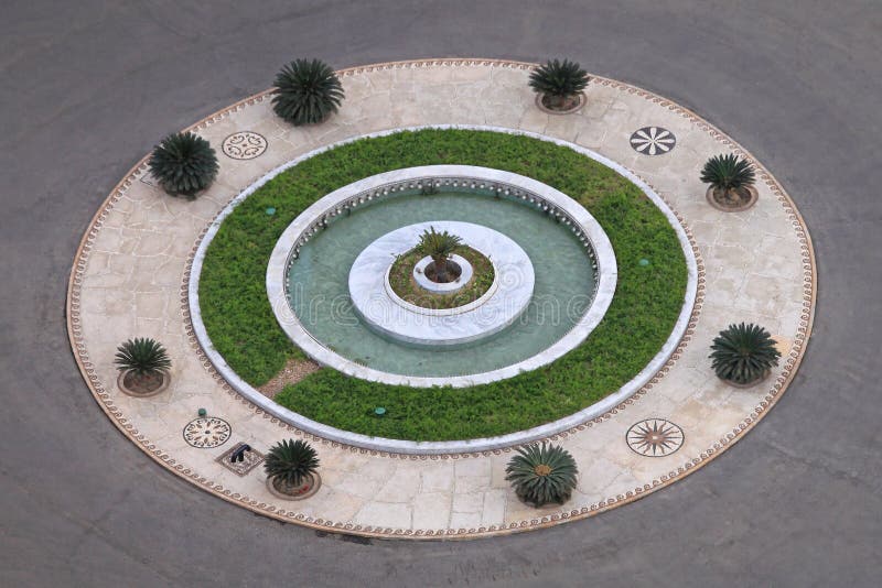 KarussellGarten stockfoto. Bild von karussell, kreis