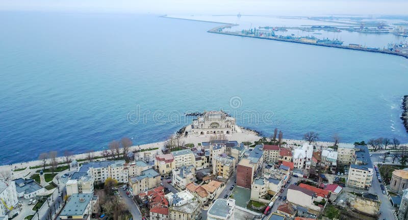 Kasino-Gebäude, Constanta, Rumänien, Vogelperspektive lizenzfreie stockfotos Kasino-Gebäude, Constanta, Rumänien, Vogelperspektive lizenzfreie stockfotos