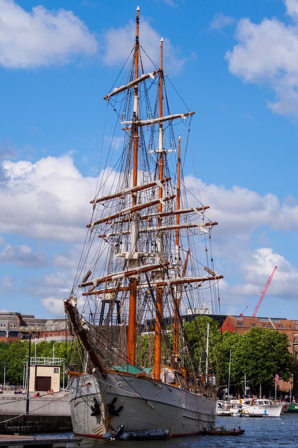 Kaskelot Tall Ship in Bristol Harbour Editorial Stock Photo - Image of ...