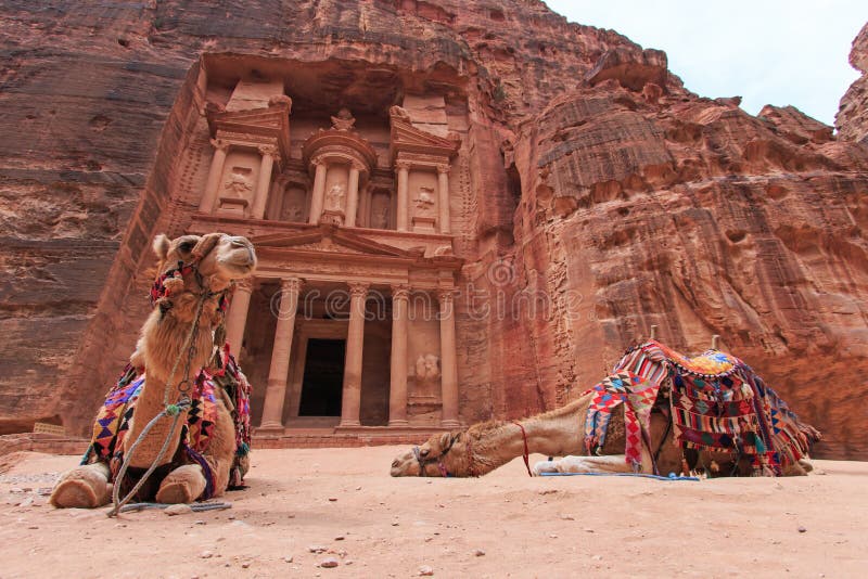 Kassan, Al Khazneh, i Petra, Jordanien fotografering för bildbyråer Kassan, Al Khazneh, i Petra, Jordanien fotografering för bildbyråer