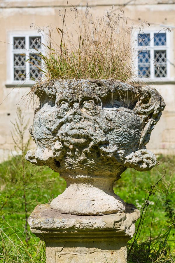 Kasteel Petronell Schloss Petronell, Oostenrijk royalty-vrije stock afbeeldingen Kasteel Petronell Schloss Petronell, Oostenrijk royalty-vrije stock afbeeldingen