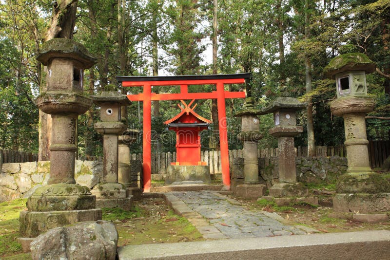Kasuga Taisha寺庙 奈良 日本库存照片 图片包括有东部 森林 公园 青苔 装饰