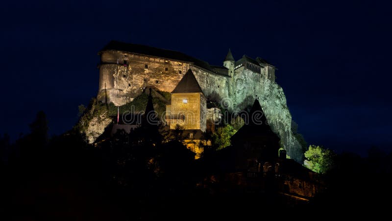 Kasztel w nocy HDR zdjęcia stock Kasztel w nocy HDR zdjęcia stock