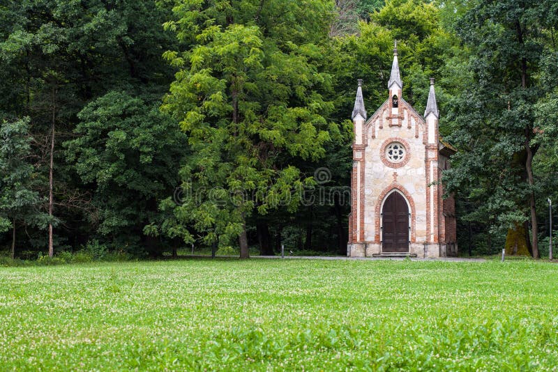 Katholische Kapelle lizenzfreies stockbild Katholische Kapelle lizenzfreies stockbild