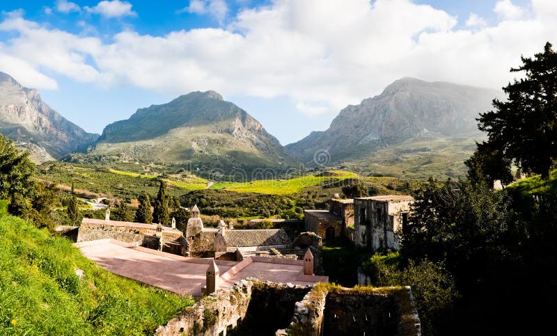 Kato Moni Preveli