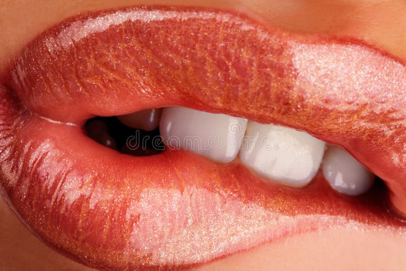 Kauwende lippen stock foto's Kauwende lippen stock foto's