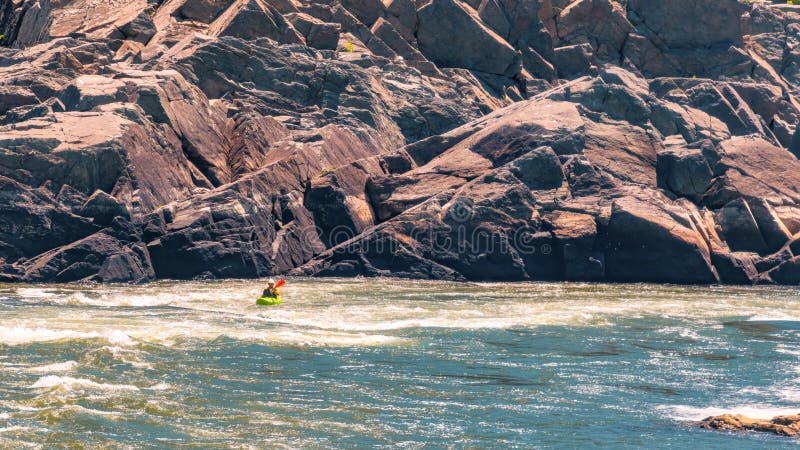 Kayaking Potomac rzeka fotografia stock Kayaking Potomac rzeka fotografia stock