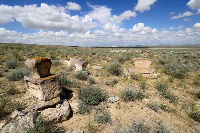 Kazakhstan., Tombs in Shopan Ata