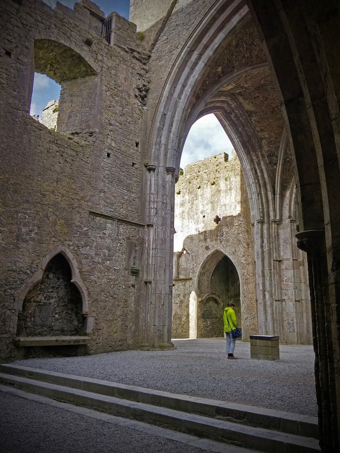 Keltische architectuur van de Rots van Cashel, Ierland royalty-vrije stock foto Keltische architectuur van de Rots van Cashel, Ierland royalty-vrije stock foto