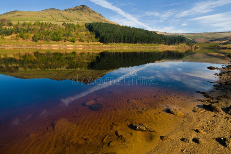 kennzeichnender LandschaftDovestone Höchstbezirk hallo stockfotos kennzeichnender LandschaftDovestone Höchstbezirk hallo stockfotos