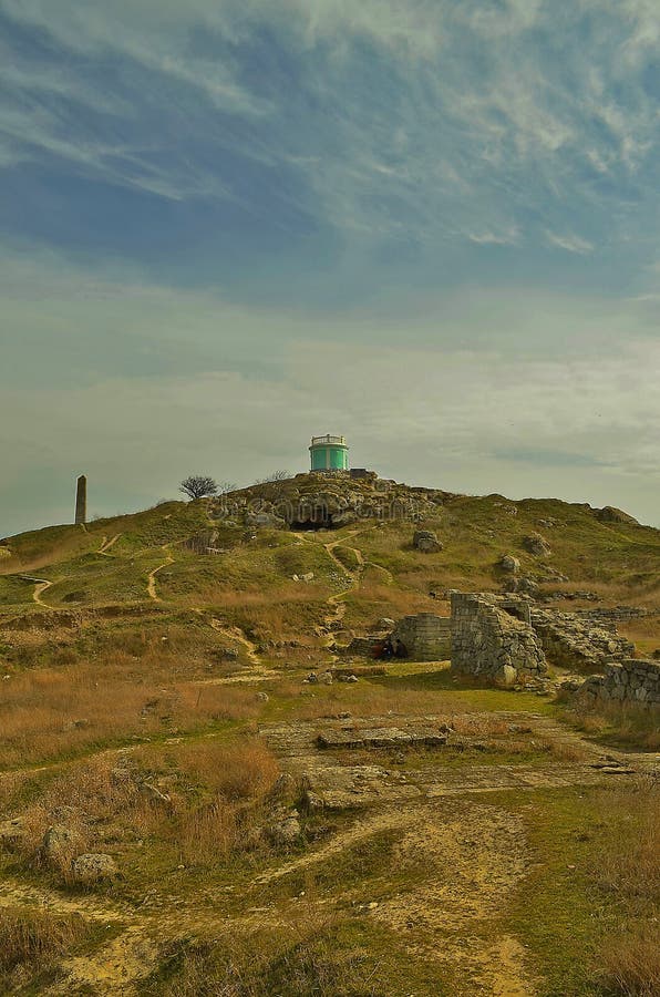 Kerch is a city in eastern Crimea, on the shore of the Kerch Strait. Earlier names: ital. Bosphoro Cimmerio, Vospro, Cerchio, ancient Greek. Hero City. Kerch is a city in eastern Crimea, on the shore of the Kerch Strait. Earlier names: ital. Bosphoro Cimmerio, Vospro, Cerchio, ancient Greek. Hero City.