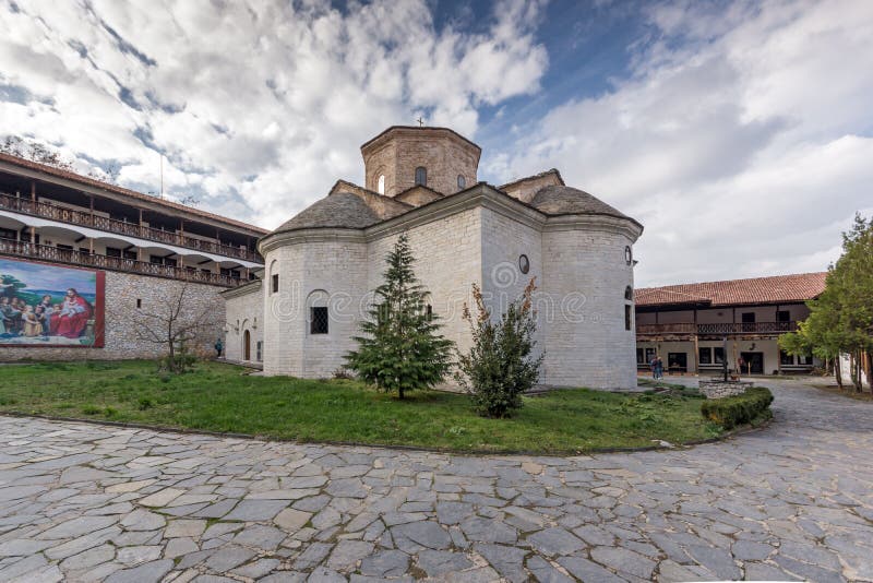 Kerk St Petka in Gornovoden-klooster St Kirik en Julita, Asenovgrad, Bulgarije