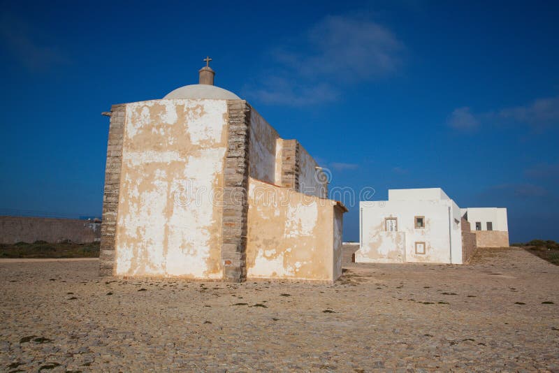 Kerk van Onze Dame van Gunst bij Sagres-Vesting, Algarve, Portuga stock afbeelding Kerk van Onze Dame van Gunst bij Sagres-Vesting, Algarve, Portuga stock afbeelding