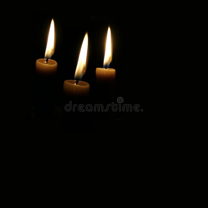 Konzeptionelle Darstellung eine Kerze Licht die Dunkelheit und das Wort  Hoffnung Stockfotografie - Alamy