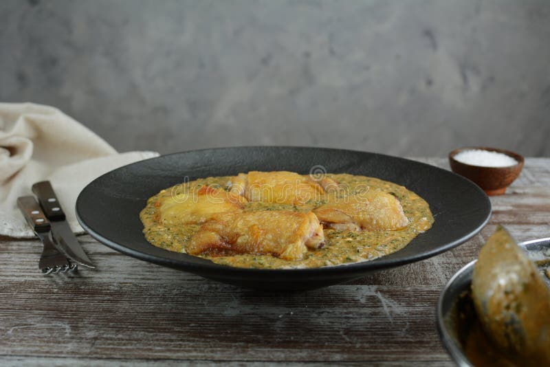 Keto Chicken Thighs with Creamed Spinach Stock Photo - Image of method