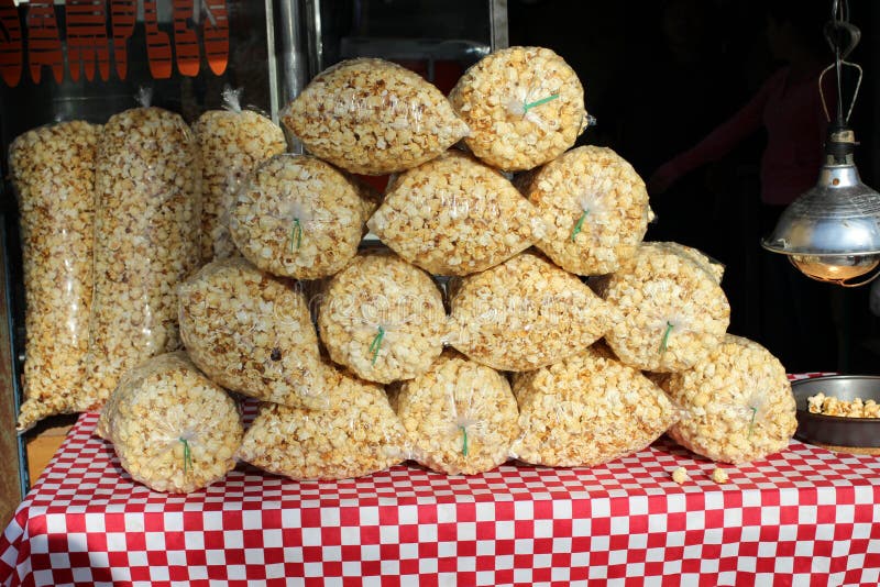 Kettle Corn Pyramid