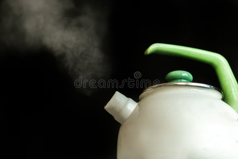 https://thumbs.dreamstime.com/b/kettle-hot-boiling-water-steam-comes-out-dark-backgrounds-background-164585939.jpg