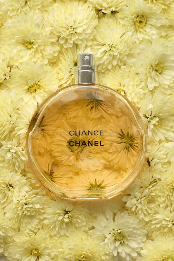 235 Parfum Chanel Stock Photos - Free & Royalty-Free Stock Photos from  Dreamstime