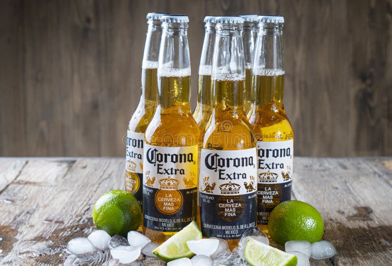 Bucket of Corona Extra Beer Bottles Editorial Stock Photo - Image of ...