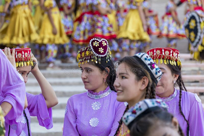 Khiva Uzbekistan August 26 2018 Folk Dancers Performs Traditional