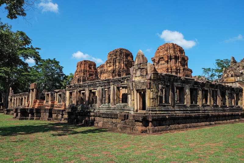 khmer architecture tours battambang