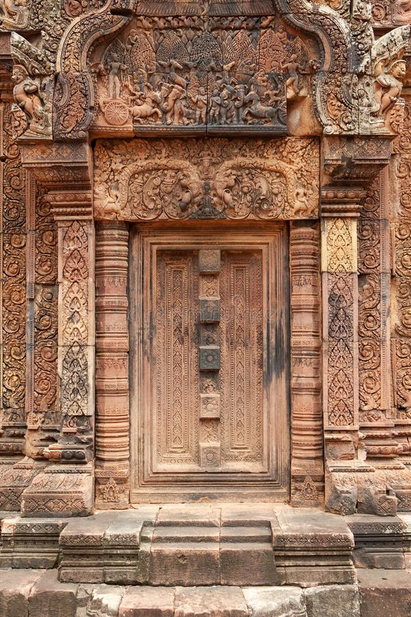 Khmer relief in Banteay Srei