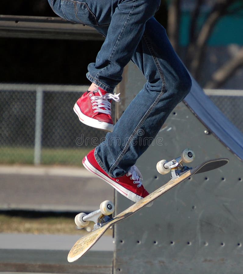 Patinador hacer sobre el calzado.