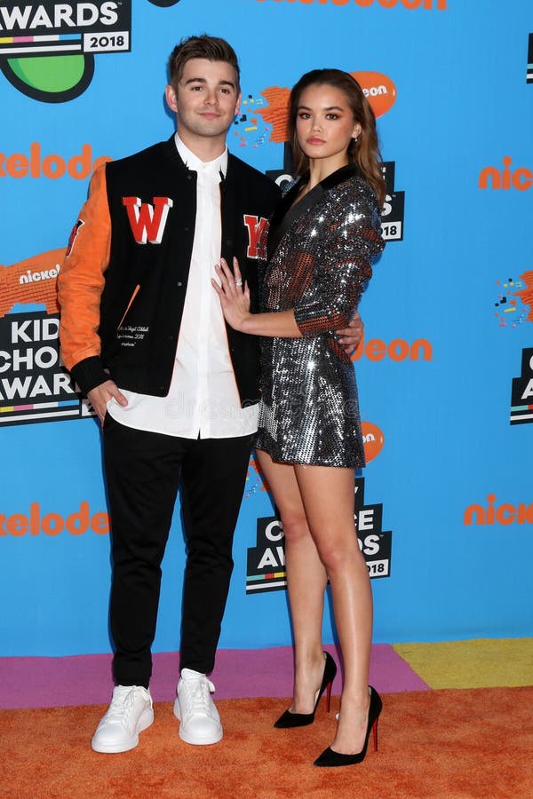 2018 Kid s Choice Awards editorial photo. Image of actress - 193927346