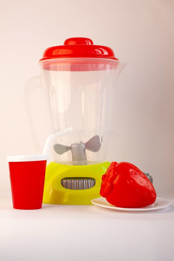 Blender Red Toy For Kids Stock Photo - Download Image Now - Artificial,  Blender, Chef - iStock