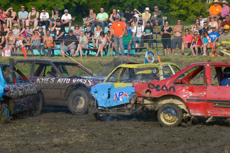 Kierowca demolition Derby obrazy stock