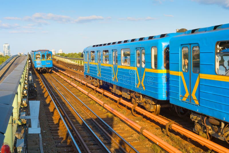 Kiev metro ondergrondse trein Oekraïne